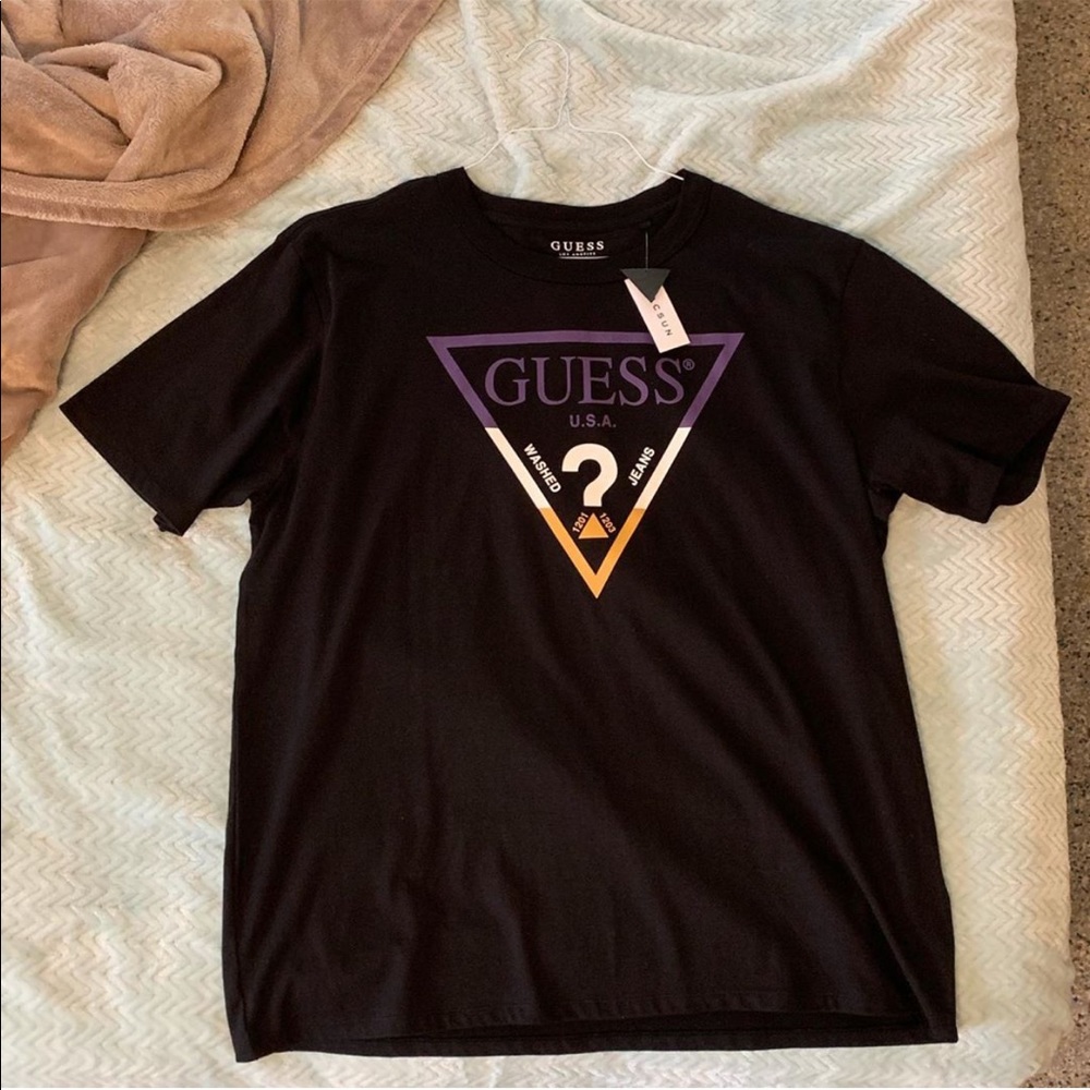 Men’s guess shirt